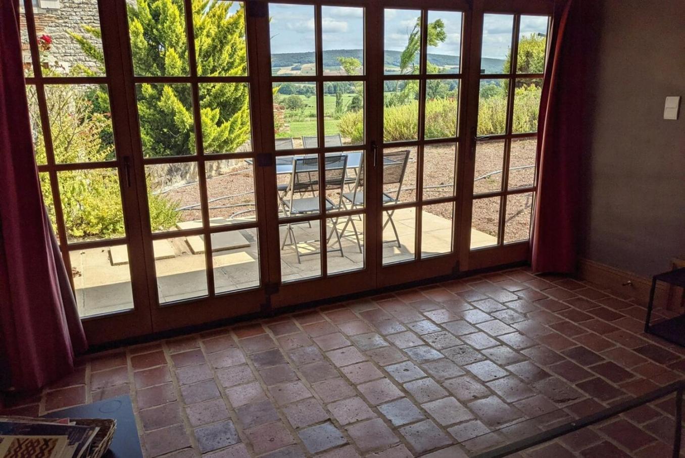 Villa Large Gte With Pool In Peaceful Burgundy Sailly Exterior foto