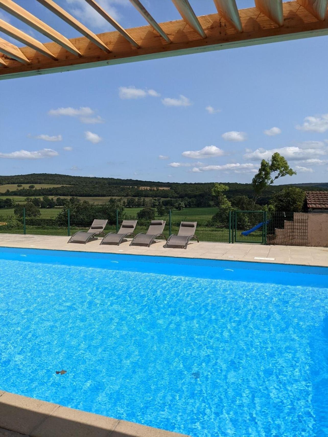 Villa Large Gte With Pool In Peaceful Burgundy Sailly Exterior foto